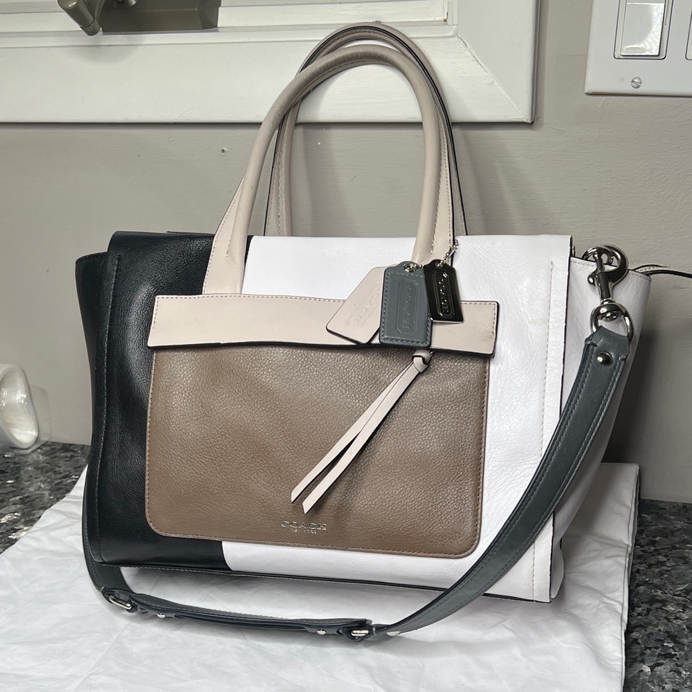 Coach Bleecker Colorblock Leather Riley Carryall Tote Shoulder Bag 30150
